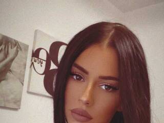 Erotyczny czat wideo LaraShaw