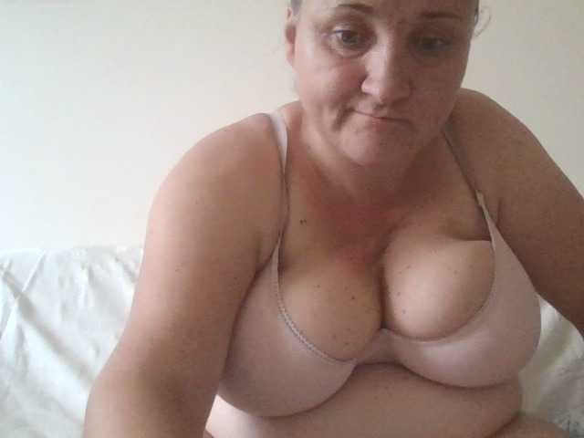 Zdjęcia LaraXXX33 Today my bigg boobs are just 10 tok -if u want see more i have menu