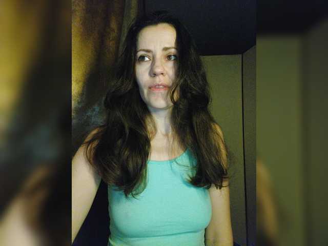 Zrzuty ekranu transmisji Larianna