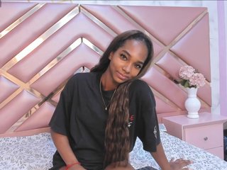 Erotyczny czat wideo LatoyaFloyd