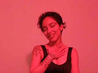 Erotyczny czat wideo laura-hills18