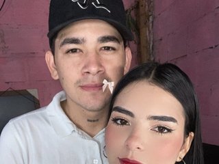 Erotyczny czat wideo LauraAndKevin