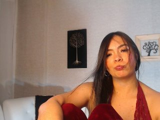 Zrzuty ekranu transmisji LaurenDallas