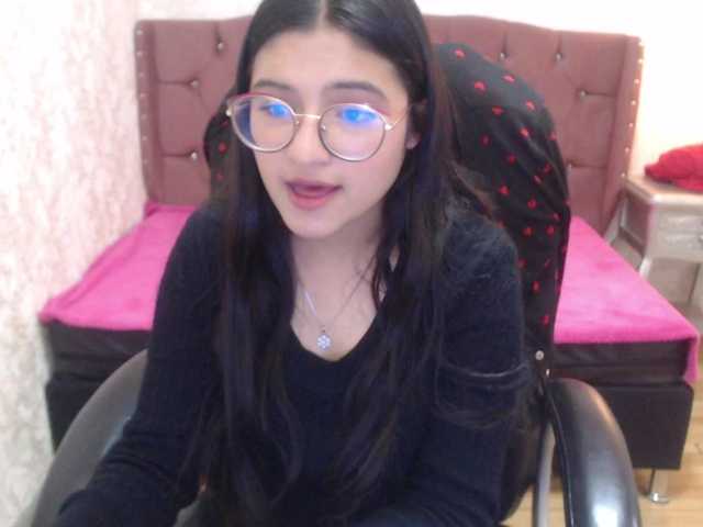 Zrzuty ekranu transmisji laurenelove