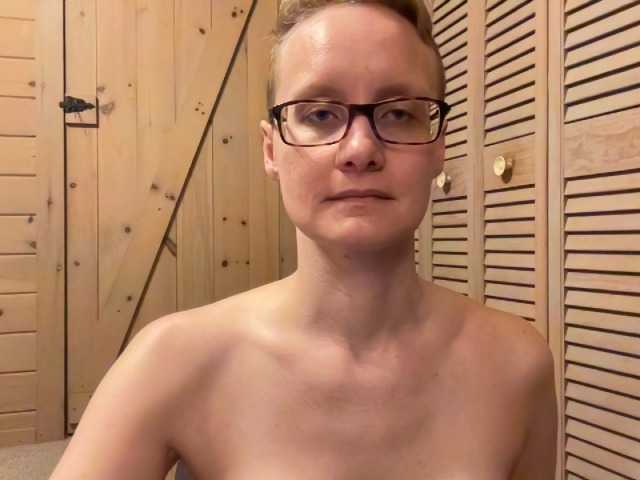 Zdjęcia LeahWilde Topless yoga time!- keep in mind lurkers will be banned, if you can't tip you can't stay