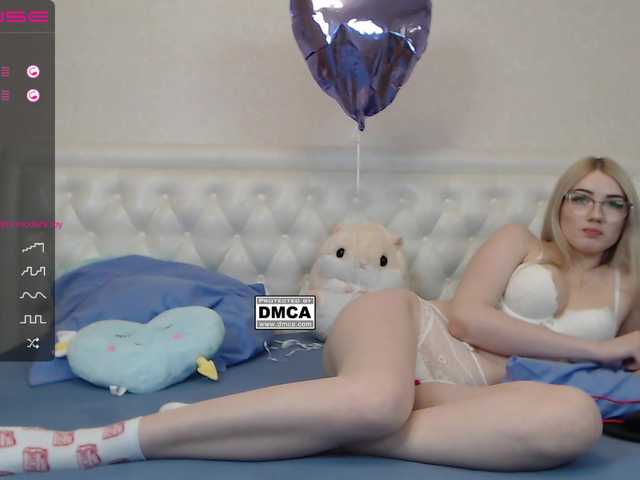 Zdjęcia Ledia We collect 1000 tokens for pussy fucking