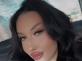 Erotyczny czat wideo LeriKissme