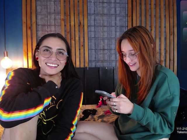 Zdjęcia LEXA-JOIS lesbian show, kiss, Oral sex, Scissors, Feet, Ass, Squirt, Cum, Strap on