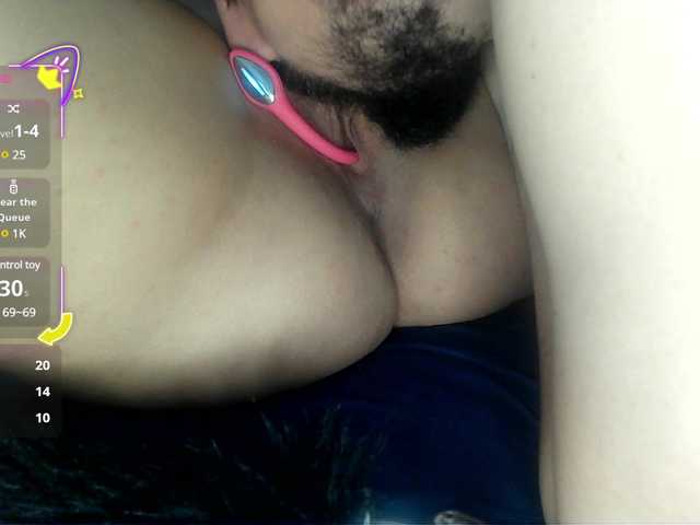 Zrzuty ekranu transmisji Lexi_lust_x