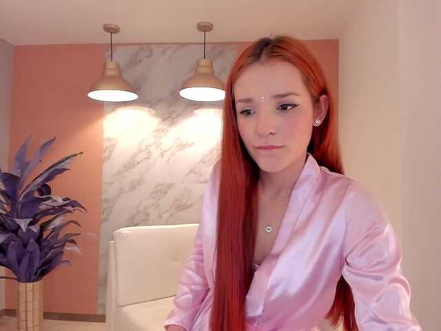 Zdjęcia LexiMartins Let's make some antics, my sexy body is ready to please ❤Sexy Striptease+ Your name on my body+ Fingering ♥ 215 tks left