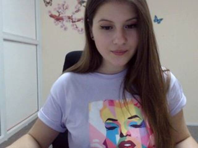 Zrzuty ekranu transmisji Lexxi-rose