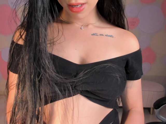 Zdjęcia LiaPearce Do u want to try my Deep throat ⭐ Sexy Dance + Blow Job @remain @liaxpierce1