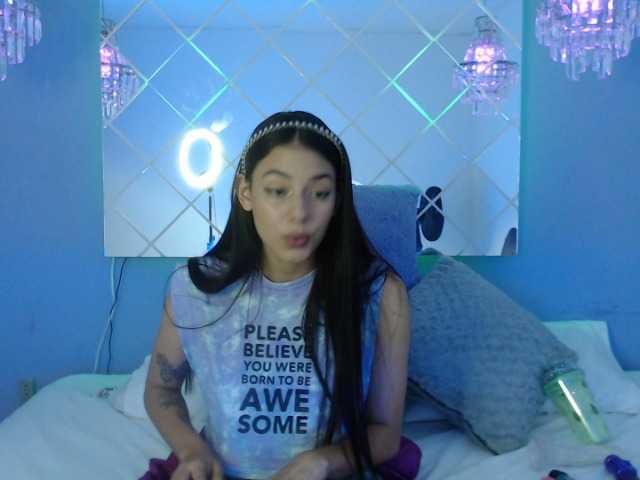 Zrzuty ekranu transmisji LiaWilde