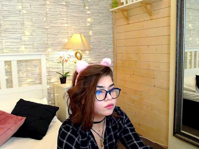 Zrzuty ekranu transmisji Like-Lucy