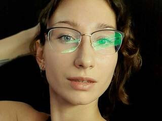 Erotyczny czat wideo LilBBaby