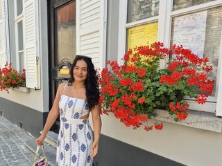 Erotyczny czat wideo Liliana99