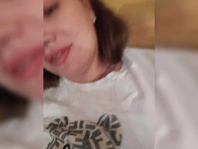 Zrzuty ekranu transmisji lilisexi