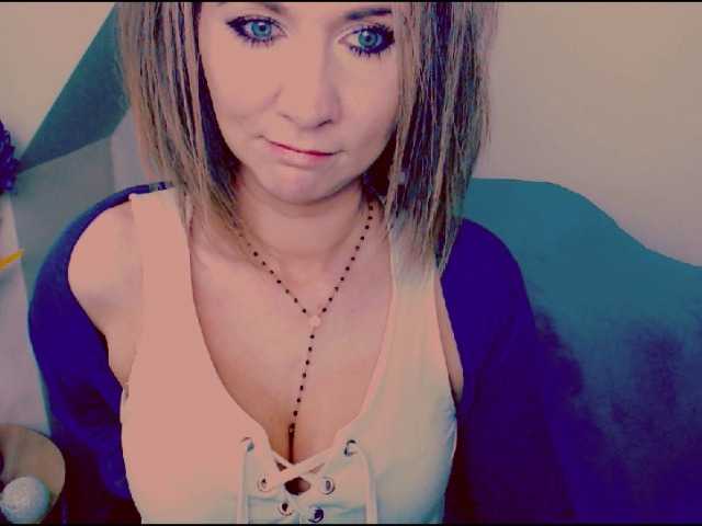 Zdjęcia Lilly666 hey guys, if ur able to have fun and wanna play with me- here i am. i view cams for 40, to get preview of my body is 50