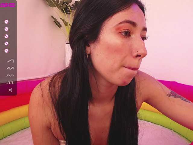Zdjęcia Lily-Evanss ლ(´ڡ`ლ) the best throat you'll see ♥ - Goal is : deepThroat #deepthroat #latina #squirt #colombia #bigass