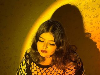 Erotyczny czat wideo Lilya-milky