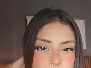 Erotyczny czat wideo LilyGate