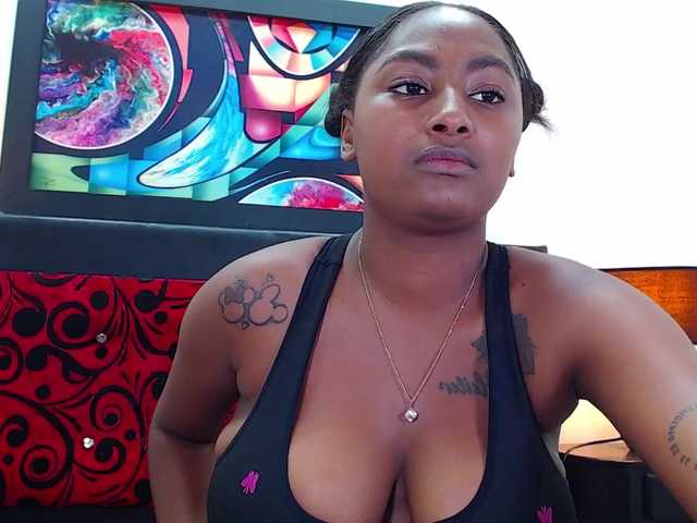 Zdjęcia linacabrera welcome guys come n see me #naked #wild #naughty im a #ebony #latina #kinky #cute #bigtits enjoy with me in #pvt or just tip if u like the view #deepthroat #sexy #dildo #blowjob #CAM2CAM