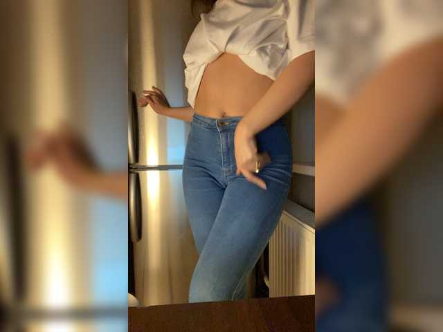 Zrzuty ekranu transmisji Linamoon