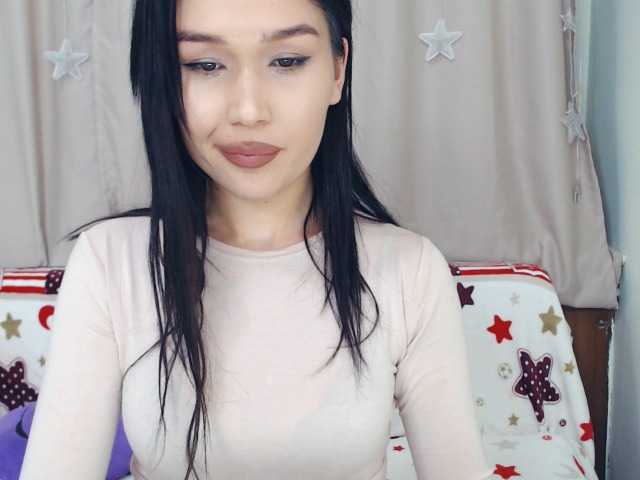 Zdjęcia LinYao i am quite naughty today, lets play :)...my private is open :) #asian