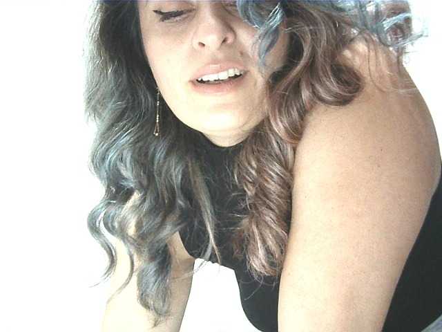 Zrzuty ekranu transmisji lionessmom