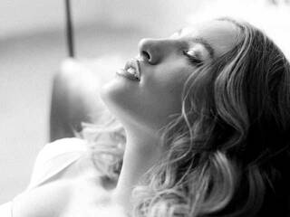 Erotyczny czat wideo LisaFoxy