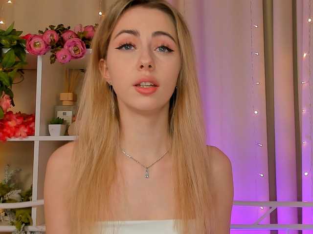 Zrzuty ekranu transmisji LisaBellic