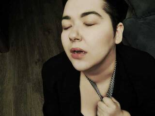 Erotyczny czat wideo LisaKory