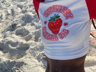 Erotyczny czat wideo LittleMisscharming