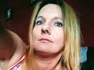 Erotyczny czat wideo Littleshorty