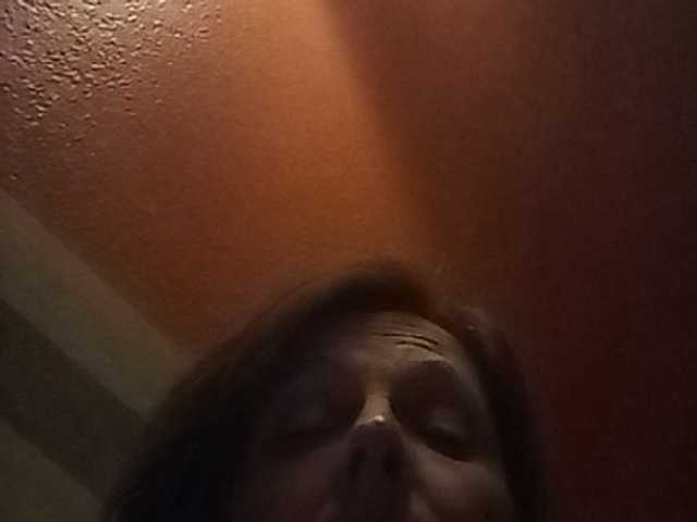 Zrzuty ekranu transmisji Littleshorty