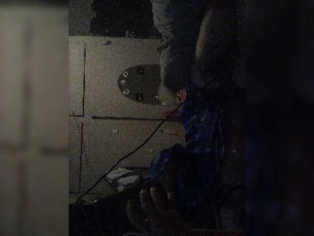 Zrzuty ekranu transmisji Littleshorty