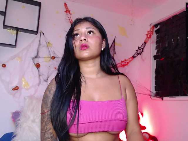 Zrzuty ekranu transmisji littlethalia