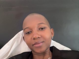 Erotyczny czat wideo Kari31