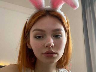 Erotyczny czat wideo LolaRedBunny