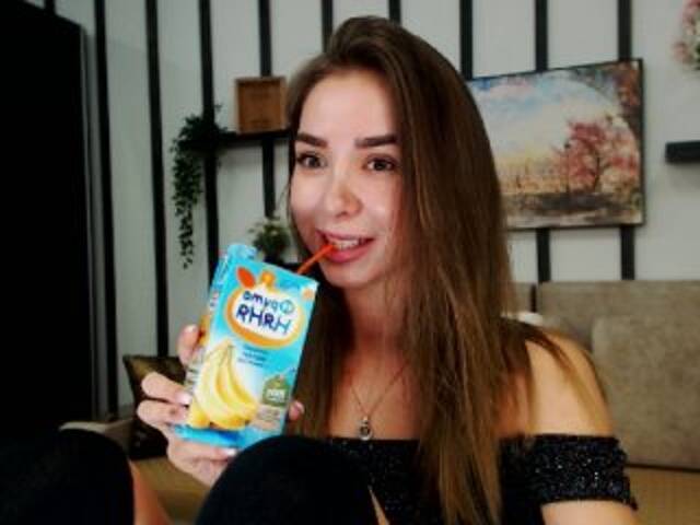 Zrzuty ekranu transmisji LollyurVirgin