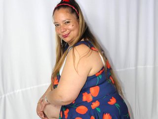 Erotyczny czat wideo Loly47