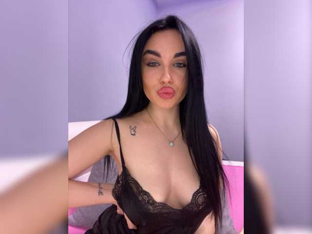 Zrzuty ekranu transmisji _Anasteisha_