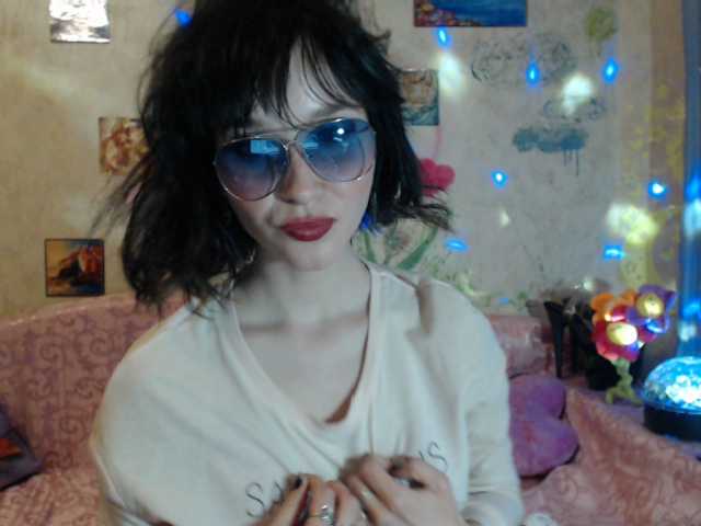 Zdjęcia StoneAngel More interesting in privasy chats! Put Love for me!