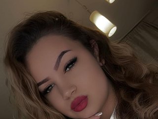 Erotyczny czat wideo LorennCutie