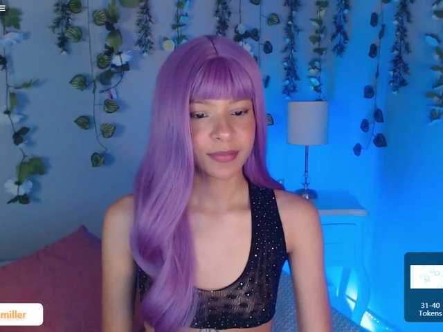 Zdjęcia LousMiller ♥ At Goal Lush in ass ♥ Lovense control 99 Tkns 3 minutes ♥ Make me vibe with your Tips and Love ♥