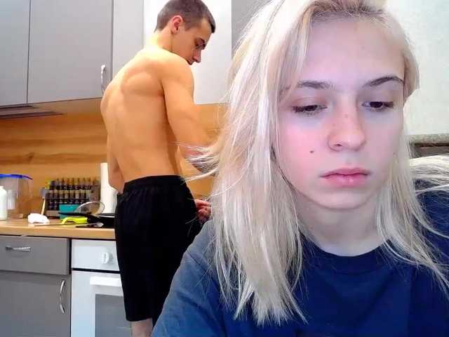 Zrzuty ekranu transmisji LoveCouplea