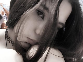 Erotyczny czat wideo lovekissess