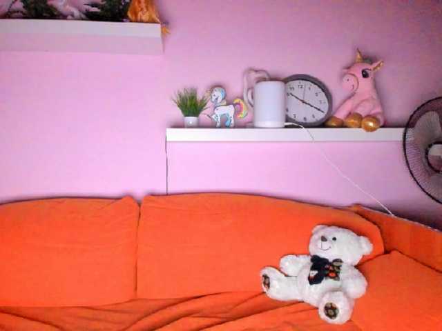 Zrzuty ekranu transmisji LoveMeLuvMe
