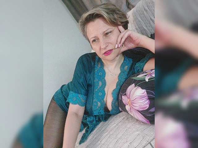 Zrzuty ekranu transmisji LoveSuperGerl