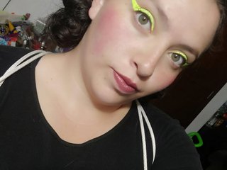 Erotyczny czat wideo Lucia-Williams